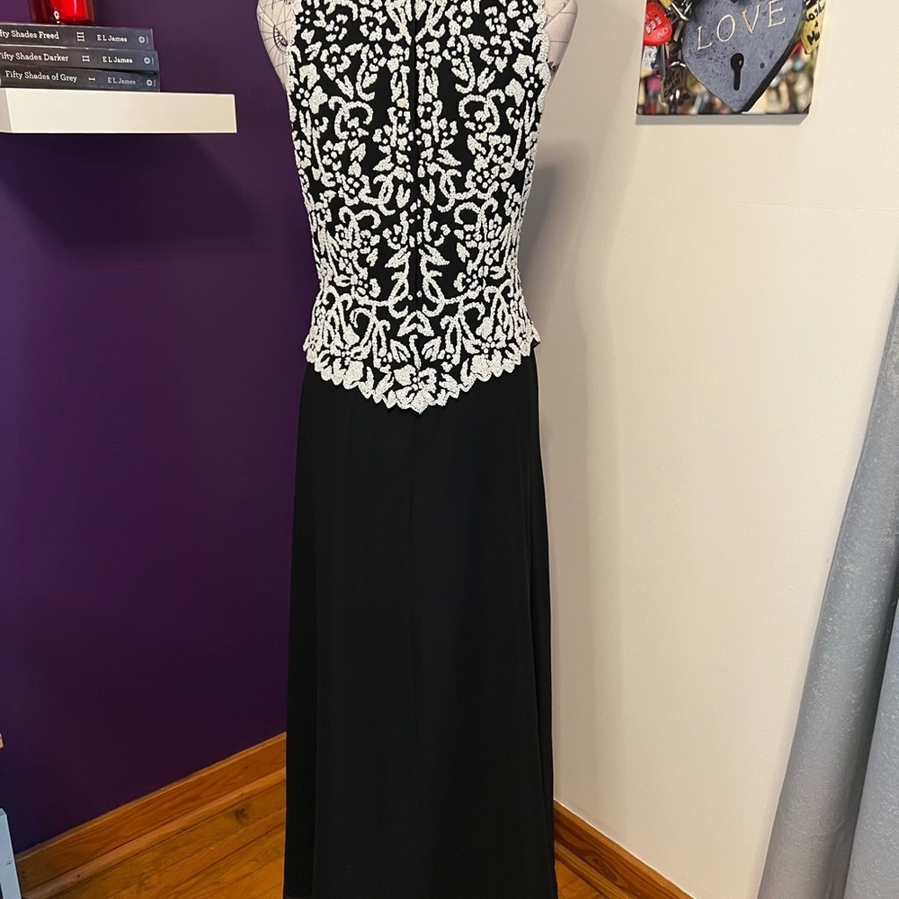 JKARA Sleeveless Gown with Beaded Top - Picture 8 of 13